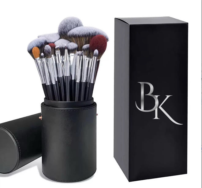 Pro Makeup Brush Set (PRE-ORDER ONLY)